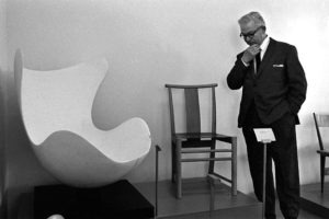 Arne Jacobsen, silla Huevo (egg chair), Jacobsen, silla huevo, huevo, egg chair