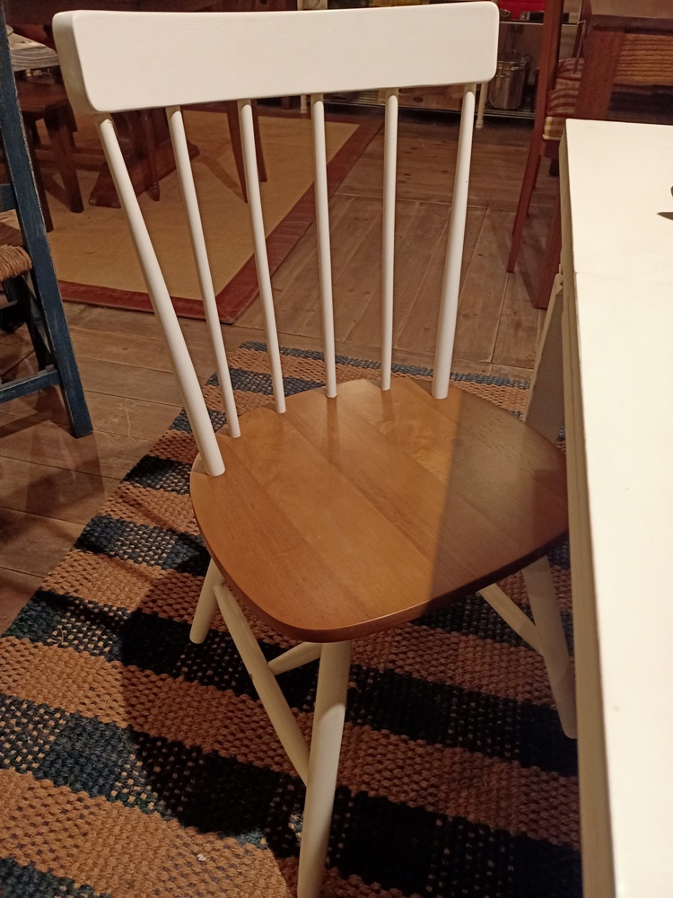 Silla barrotes estilo Windsor - Imagen 2