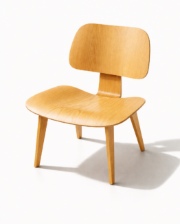 Silla DCW madera